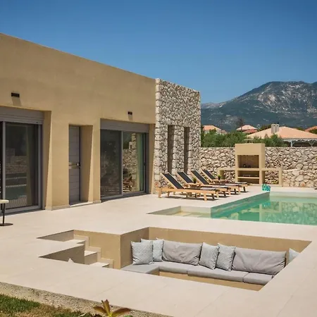 Willa Cleopatra - Ionian Treasure *